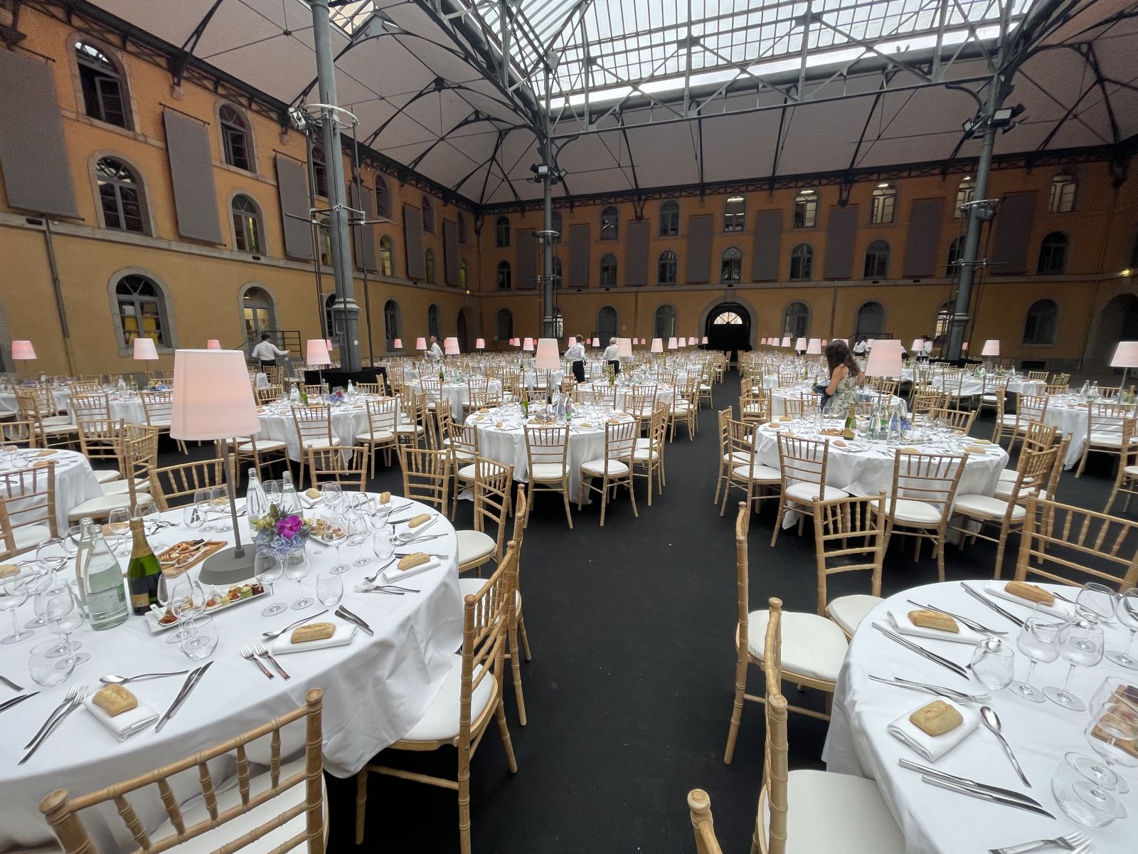 Location Chaise Chiavari Bambou