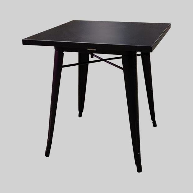 Location Table Carrée Lix Noire 70 cm