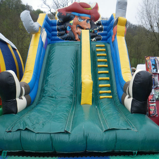 Location Toboggan Gonflable Ouistiti - Jeux Gonflables à Louer